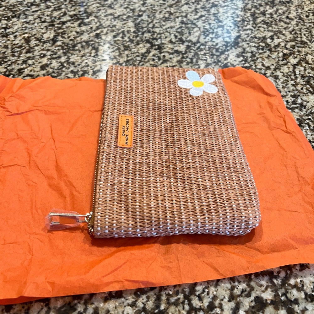 Marc Jacobs Tan and White Cosmetic Bag with Floral Accent - Picture 2 of 4